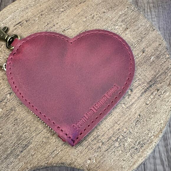 Portland Leather Heart Keychain Pouch FAST SHIP ANENOME Pink Heart NEW - Picture 2 of 4